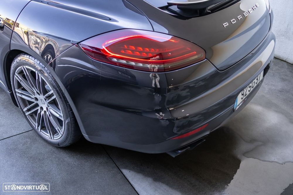 Porsche Panamera Platinum Edition - 12