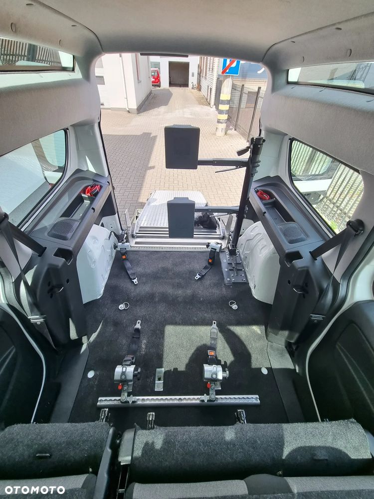 Fiat Doblo MAXI XL Basis - 18