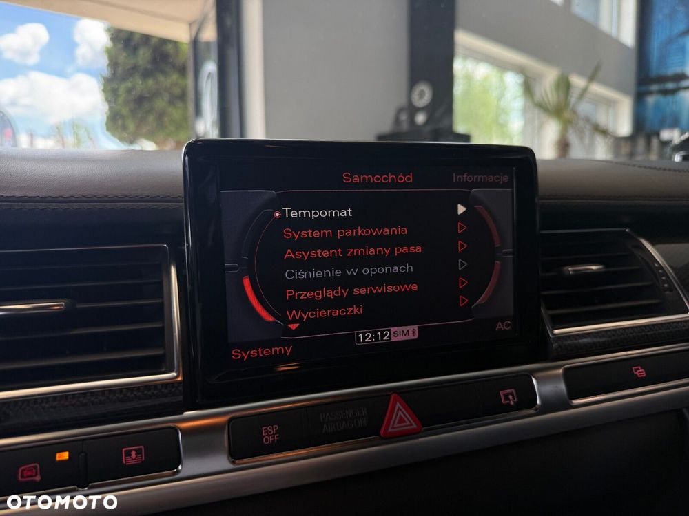 Audi S8 - 34