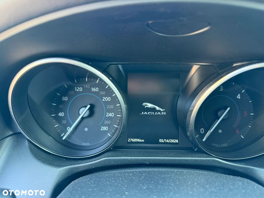 Jaguar XF 2.0 i4D Prestige - 17