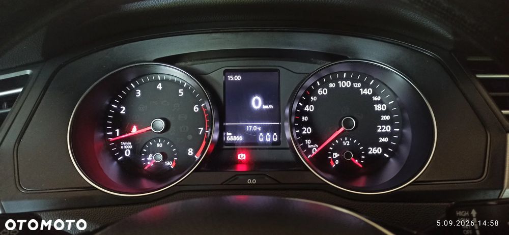 Volkswagen Passat - 3