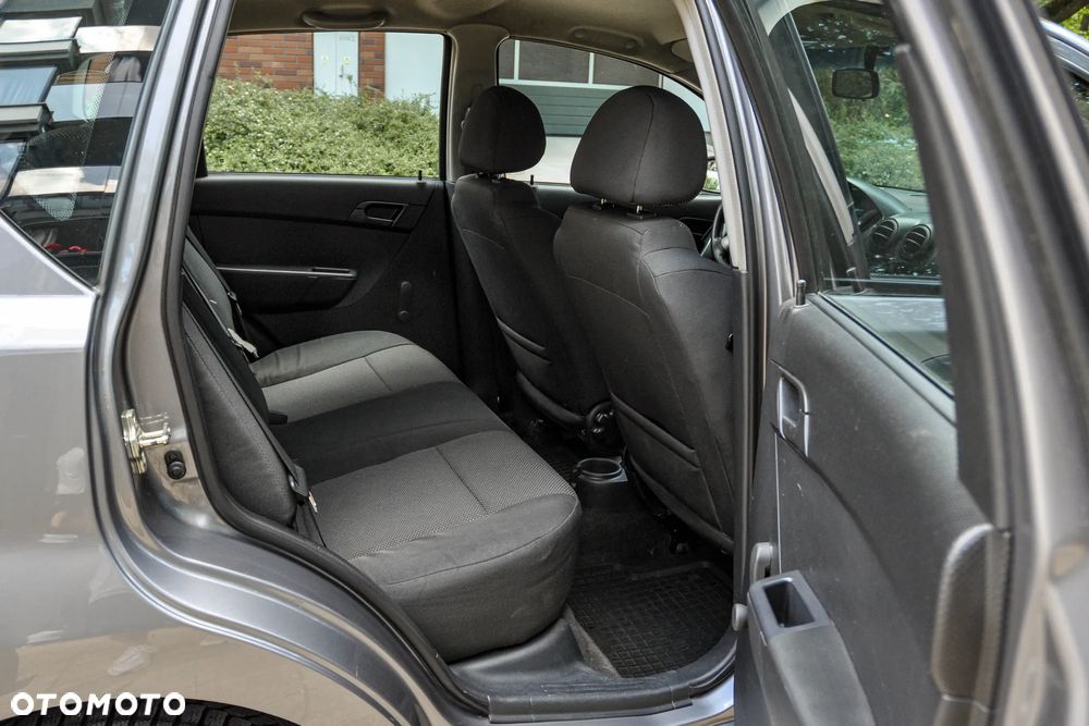 Chevrolet Aveo - 12