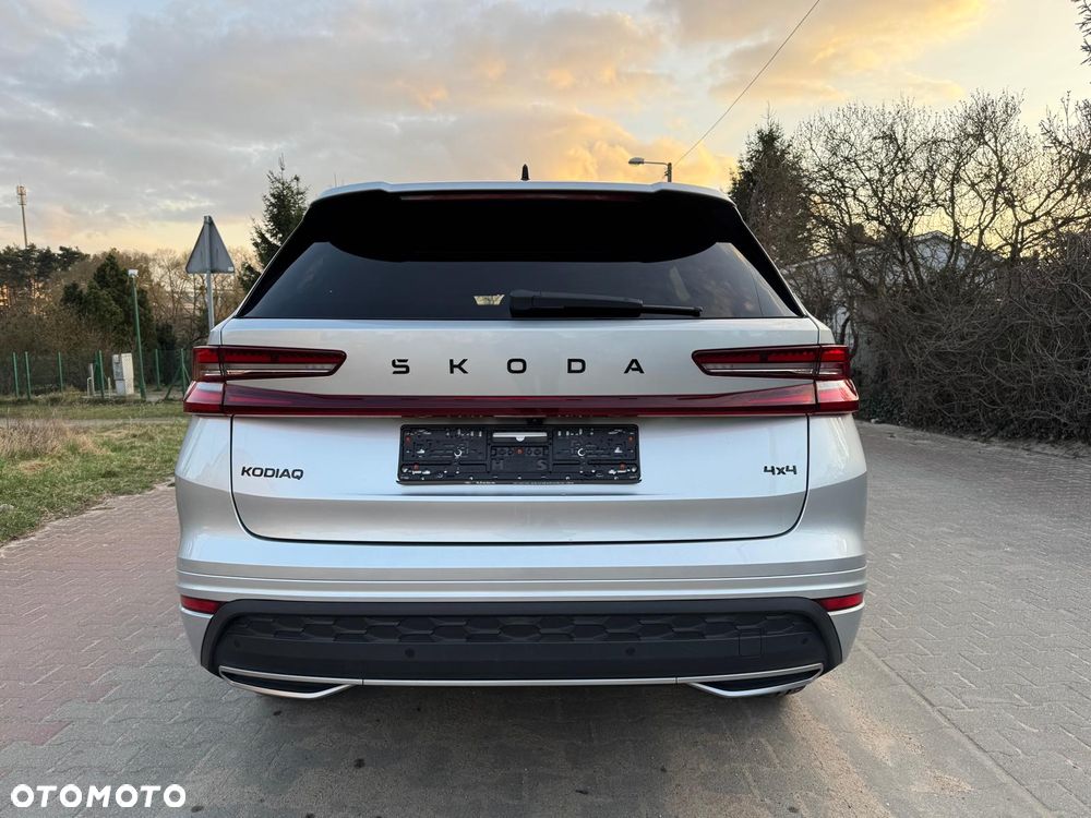 Skoda Kodiaq 2.0 TDI 4x4 DSG Sportline - 4