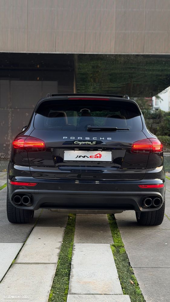 Porsche Cayenne S Hybrid Tiptronic S - 6