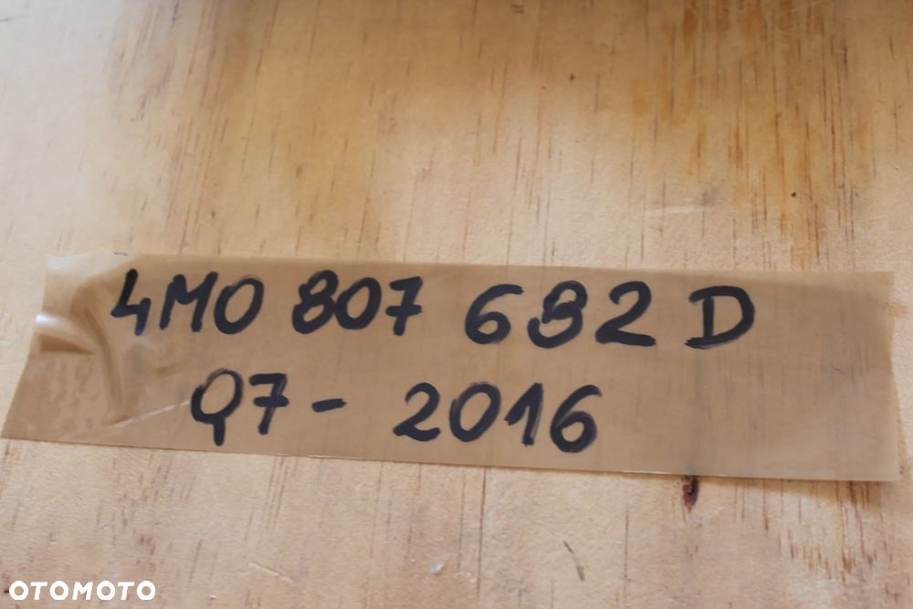 KRATKA ZDERZAKA PRAWA AUDI Q7 4M S-LINE 4M0807682D 2016 - 15