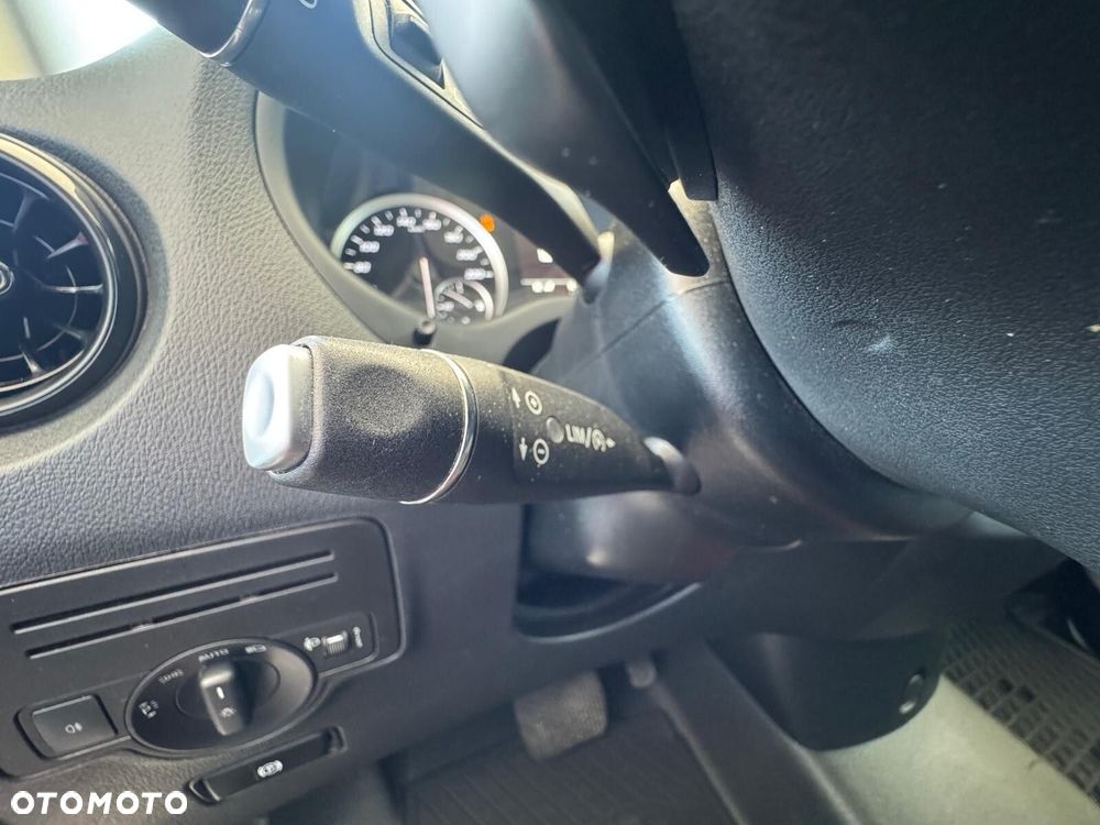 Mercedes-Benz Vito - 16