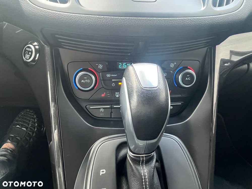 Ford Kuga - 21