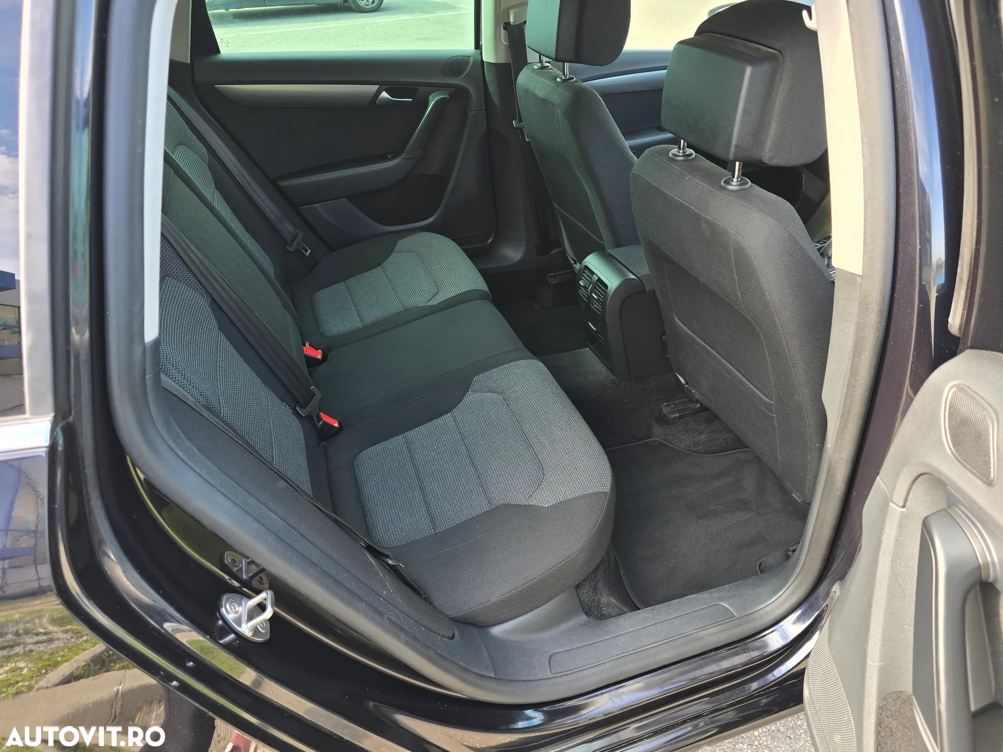 Volkswagen Passat - 7