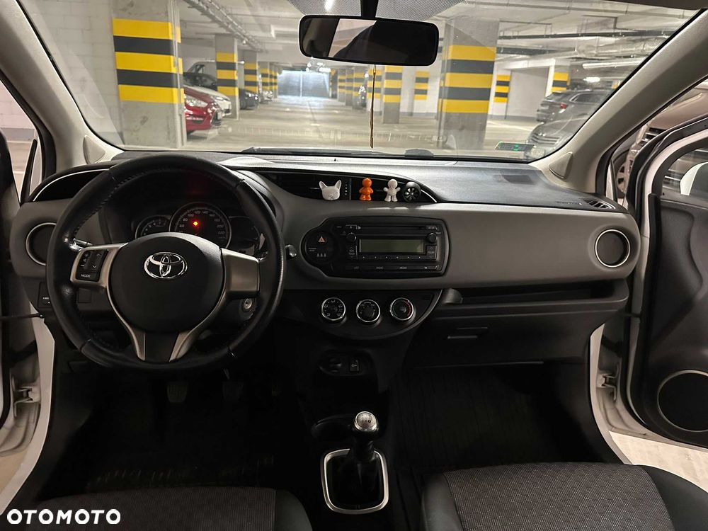 Toyota Yaris - 8