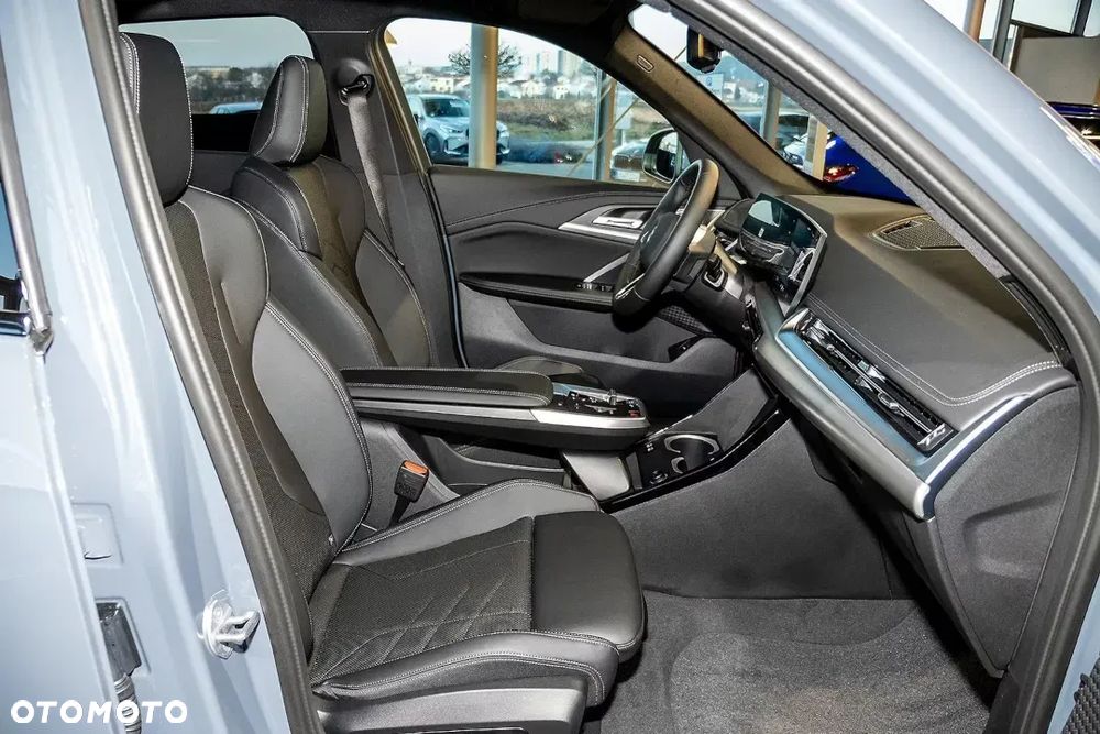 BMW iX1 eDrive20 66.5kWh - 16
