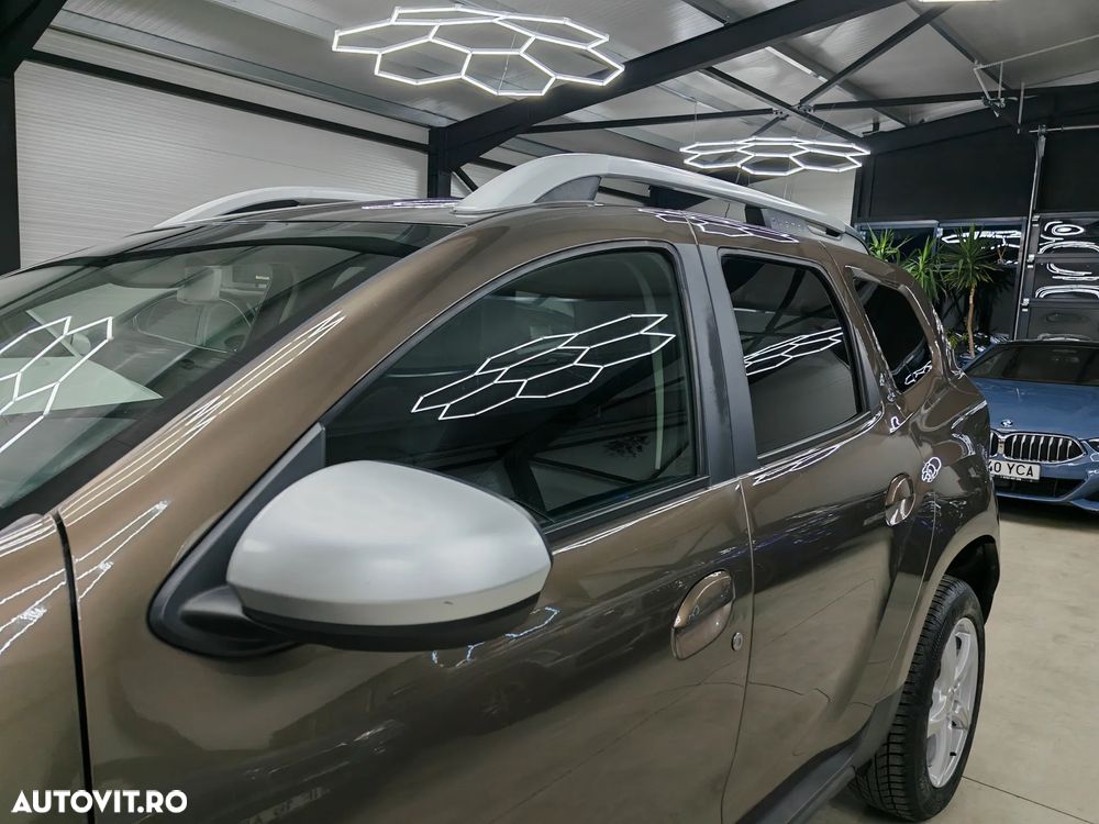 Dacia Duster 1.6 SCe Prestige jante 17" - 37