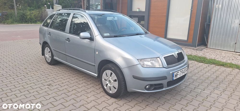 Skoda Fabia 1.4 16V Elegance - 4
