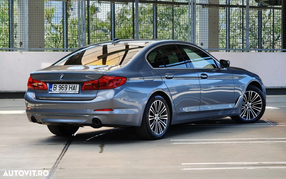 BMW Seria 5 520d AT - 2