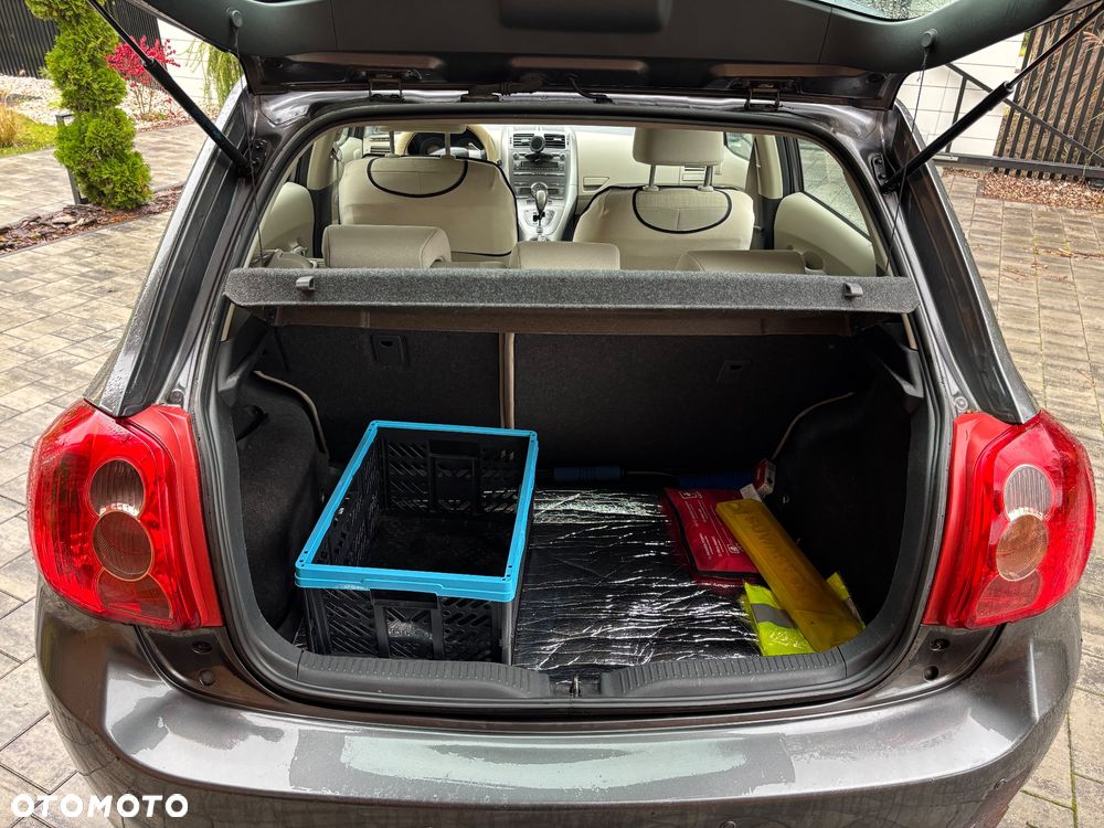 Toyota Auris 1.6 VVT-i Premium MM - 22