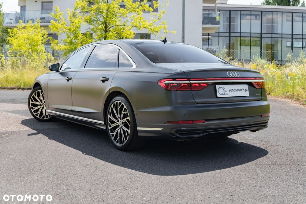 Audi A8 2022 photo 5