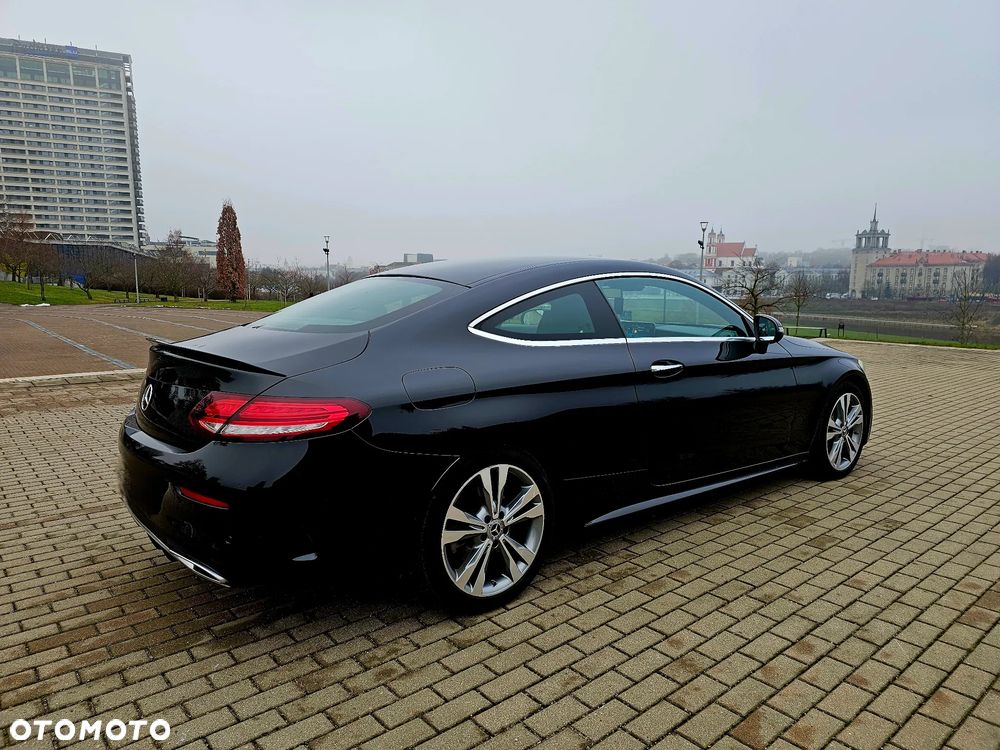 Mercedes-Benz Klasa C 220 d 9G-TRONIC - 4