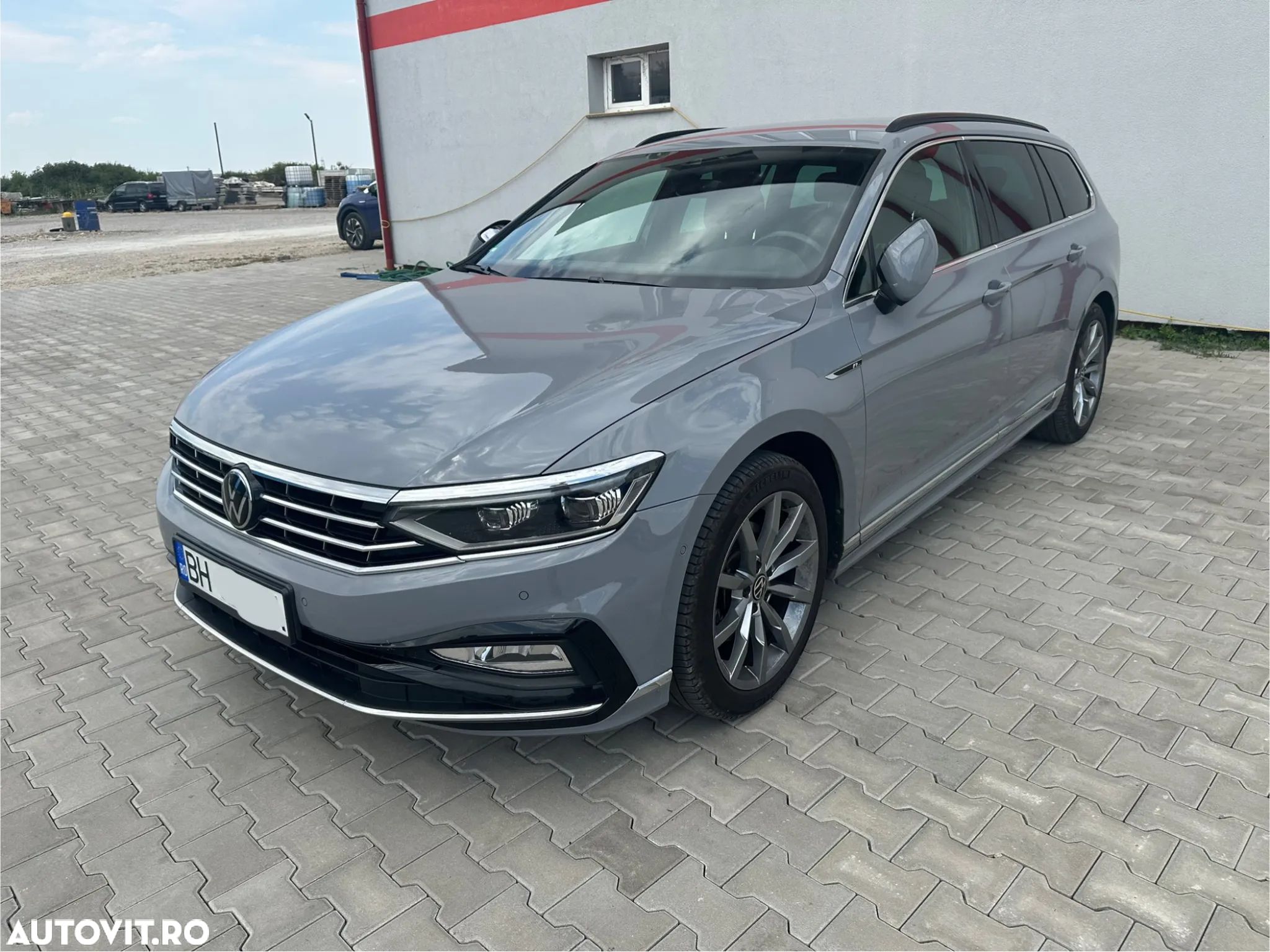 Volkswagen Passat 2.0 TDI SCR DSG - 1