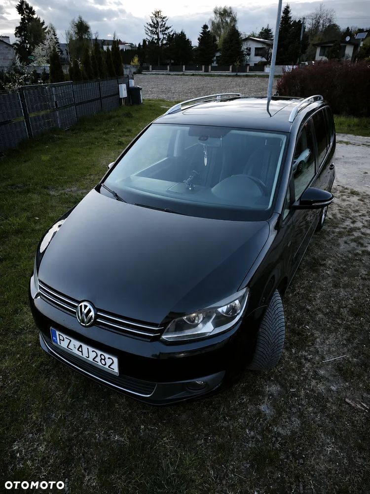Volkswagen Touran 2.0 TDI DPF Highline - 9