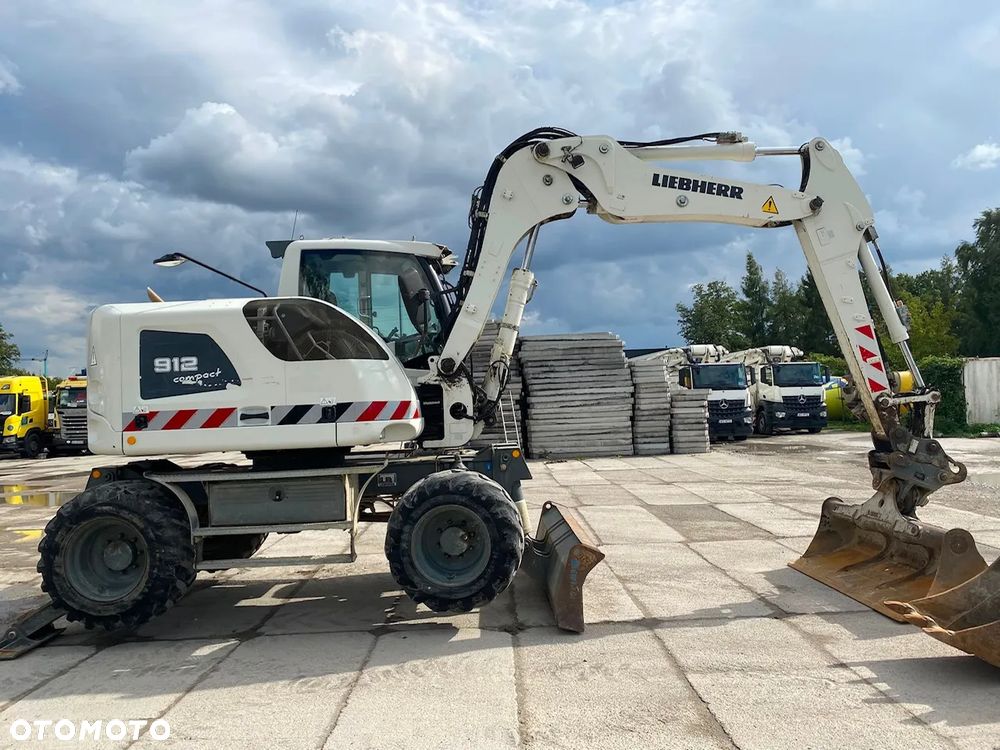 Liebherr A 912 Compact Litronic 2 Łyżki + Widły - 10