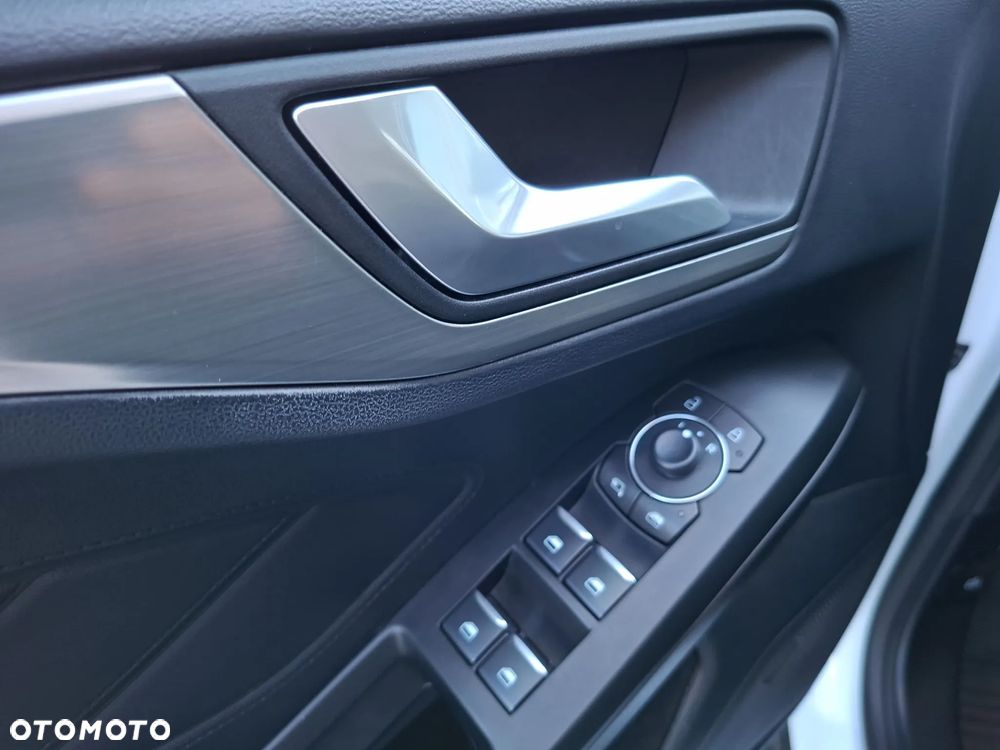 Ford Focus 1.0 EcoBoost Titanium - 14