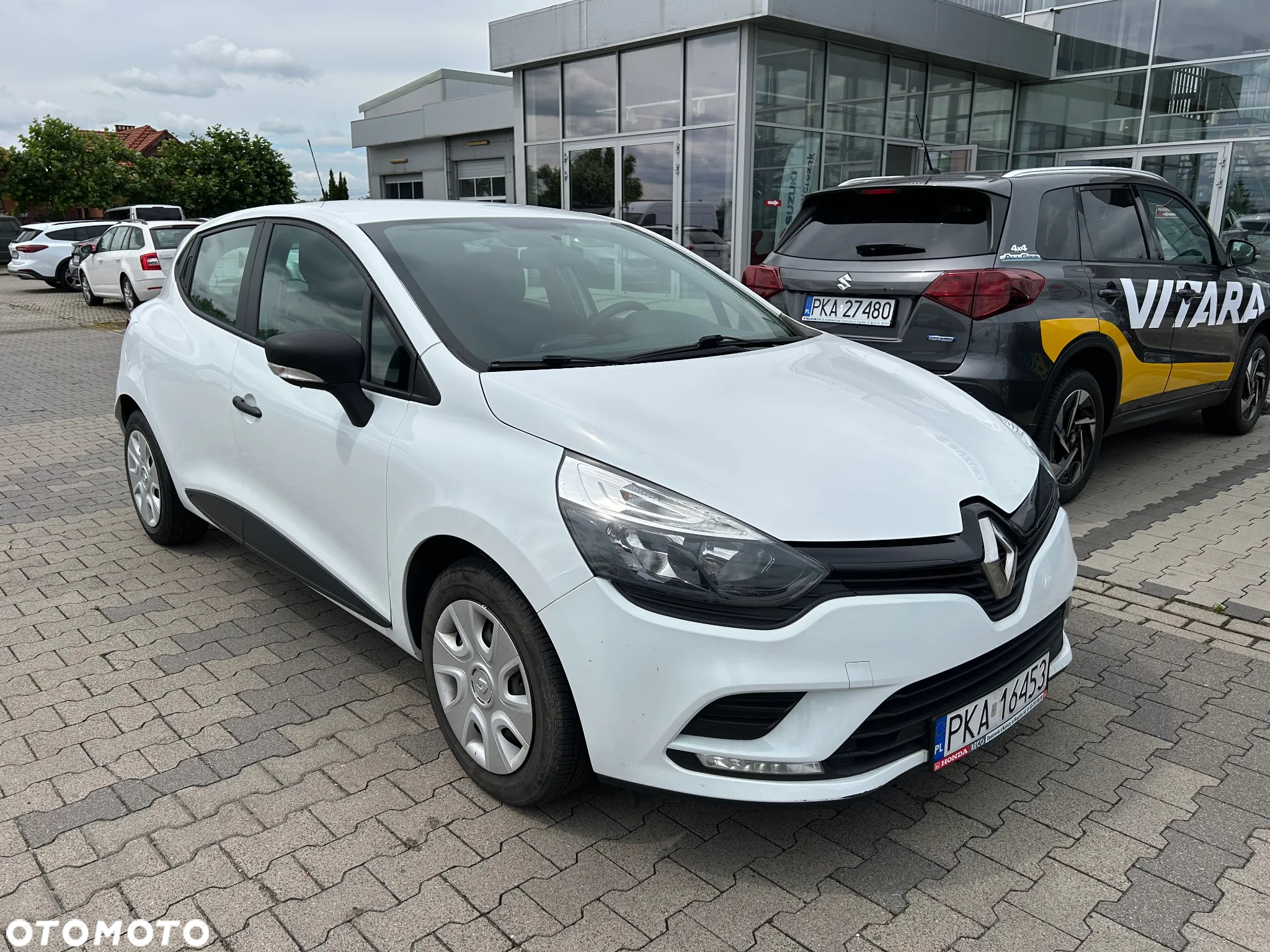 Renault Clio 1.2 16V Alize - 2