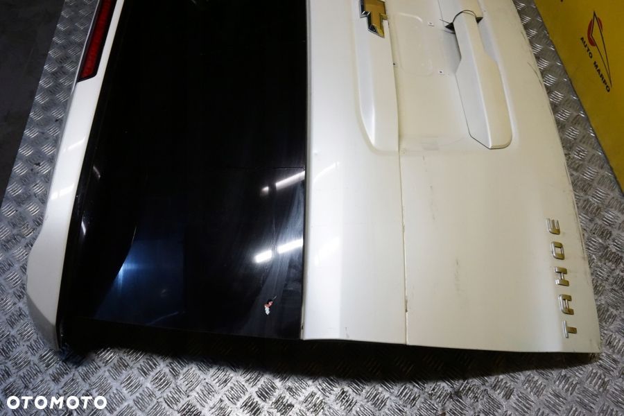 CHEVROLET TAHOE SUBURBAN 2015- Klapa Tył Szyba Spoiler Kompletna USA - 10