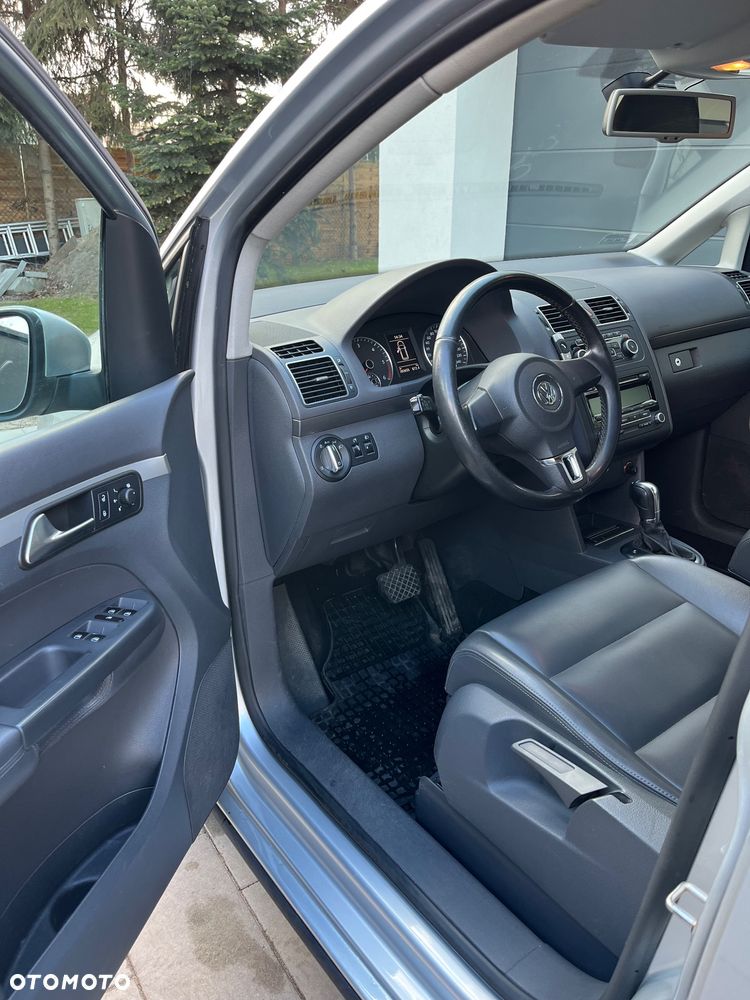 Volkswagen Touran 1.6 TDI DPF Comfortline DSG - 8