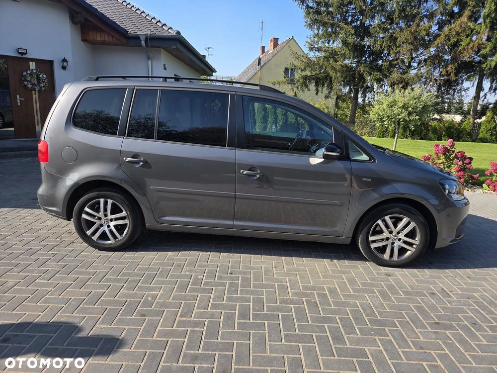 Volkswagen Touran - 3