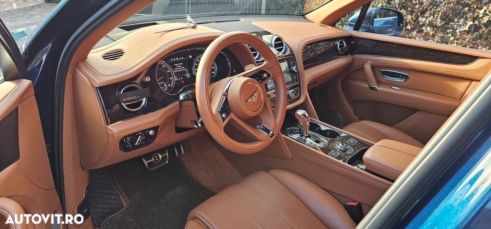 Bentley Bentayga V8 - 8