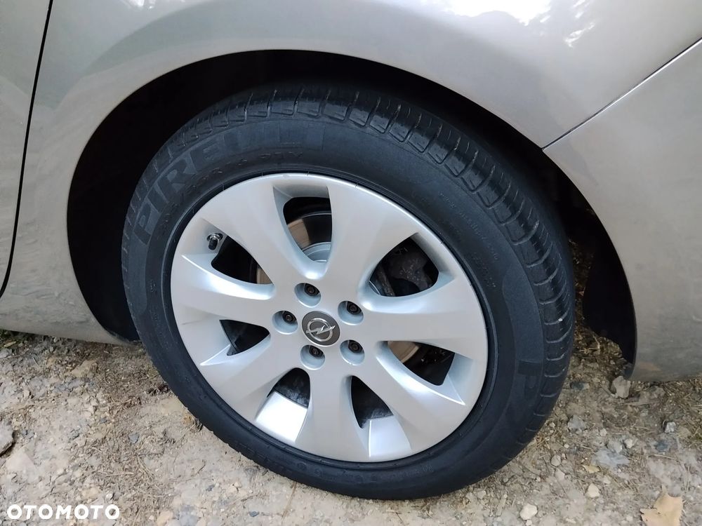 Opel Astra - 28