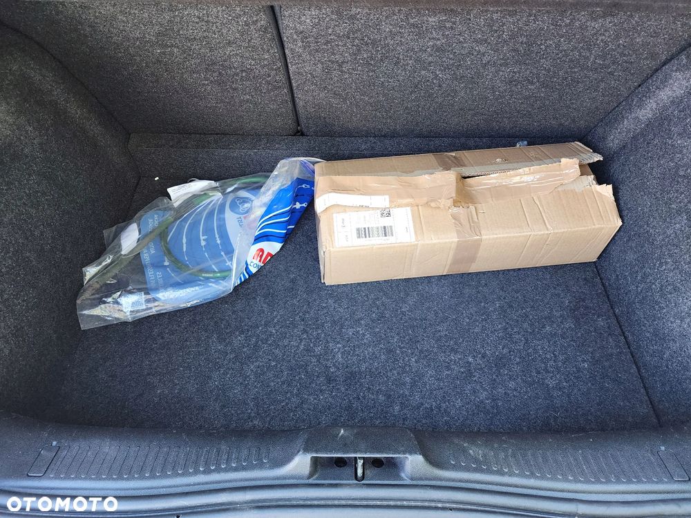 Renault Clio - 31
