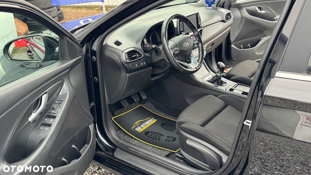 Hyundai i30 1.4 T-GDI Premium - 32