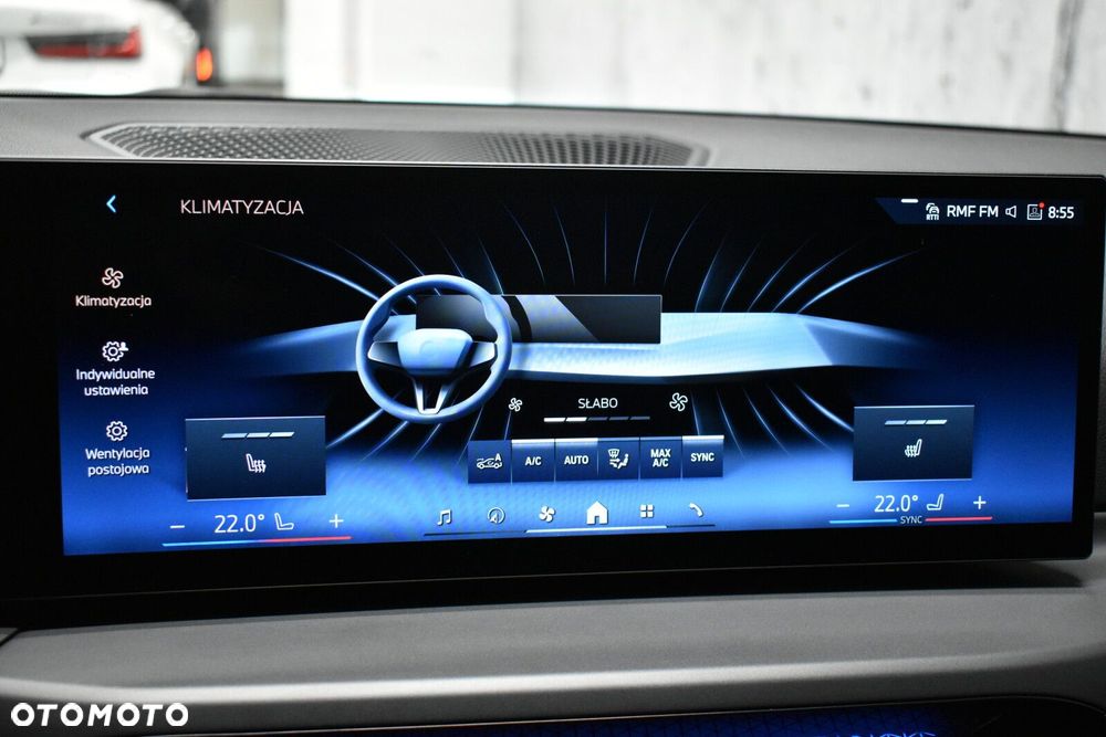 BMW Seria 3 320d xDrive mHEV - 19