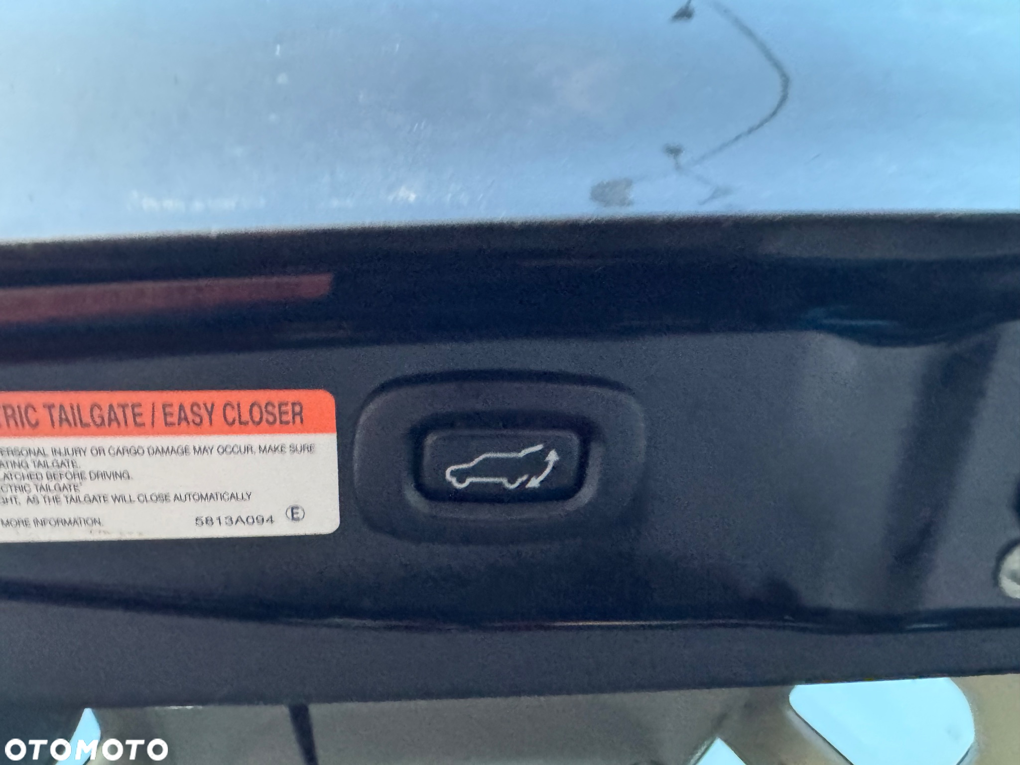 Mitsubishi Outlander PHEV Intense + - 11