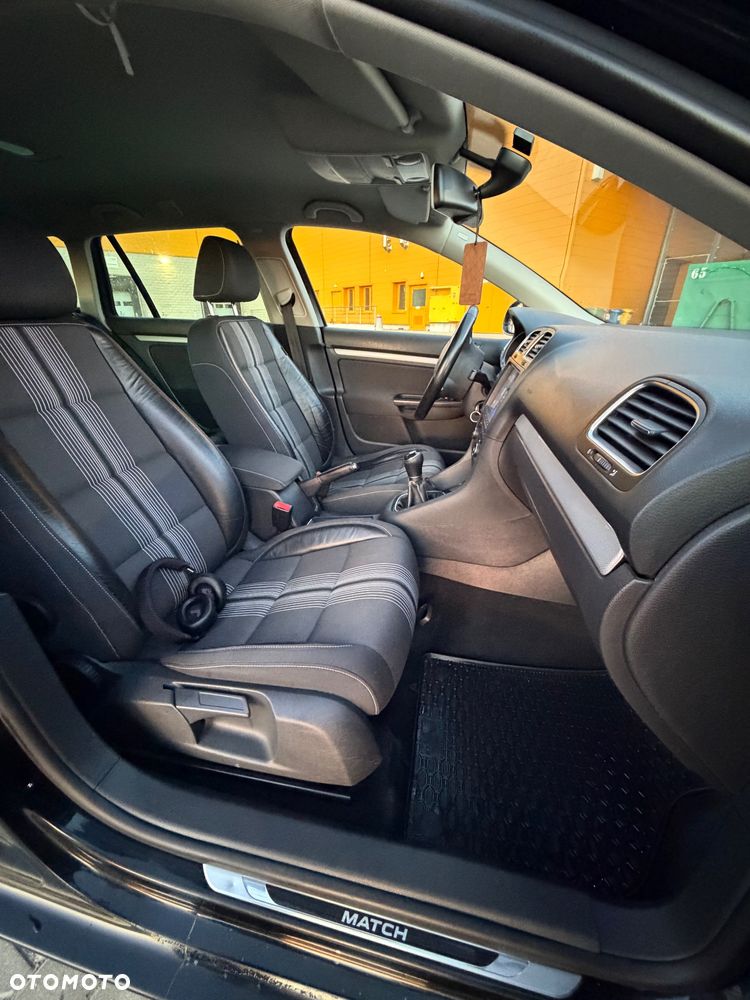 Volkswagen Golf 2.0 TDI Highline - 6