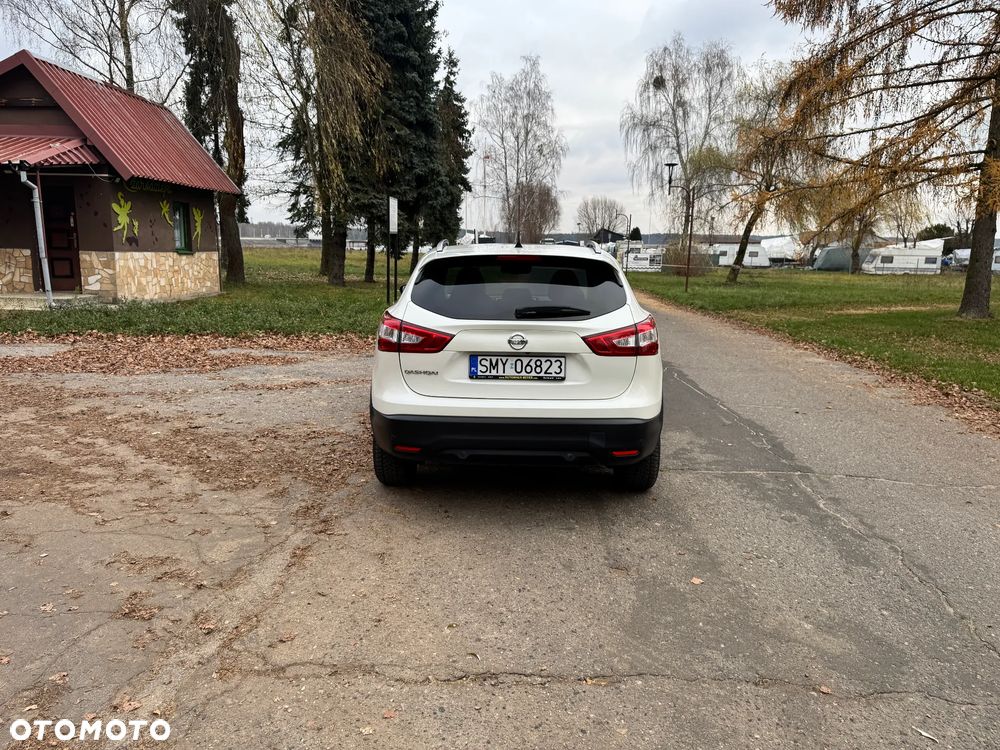 Nissan Qashqai 1.6 DIG-T TEKNA+ - 9