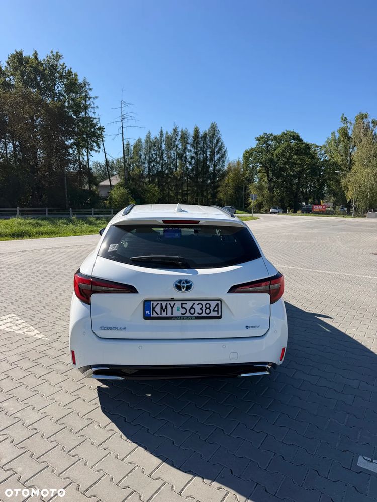 Toyota Corolla - 5