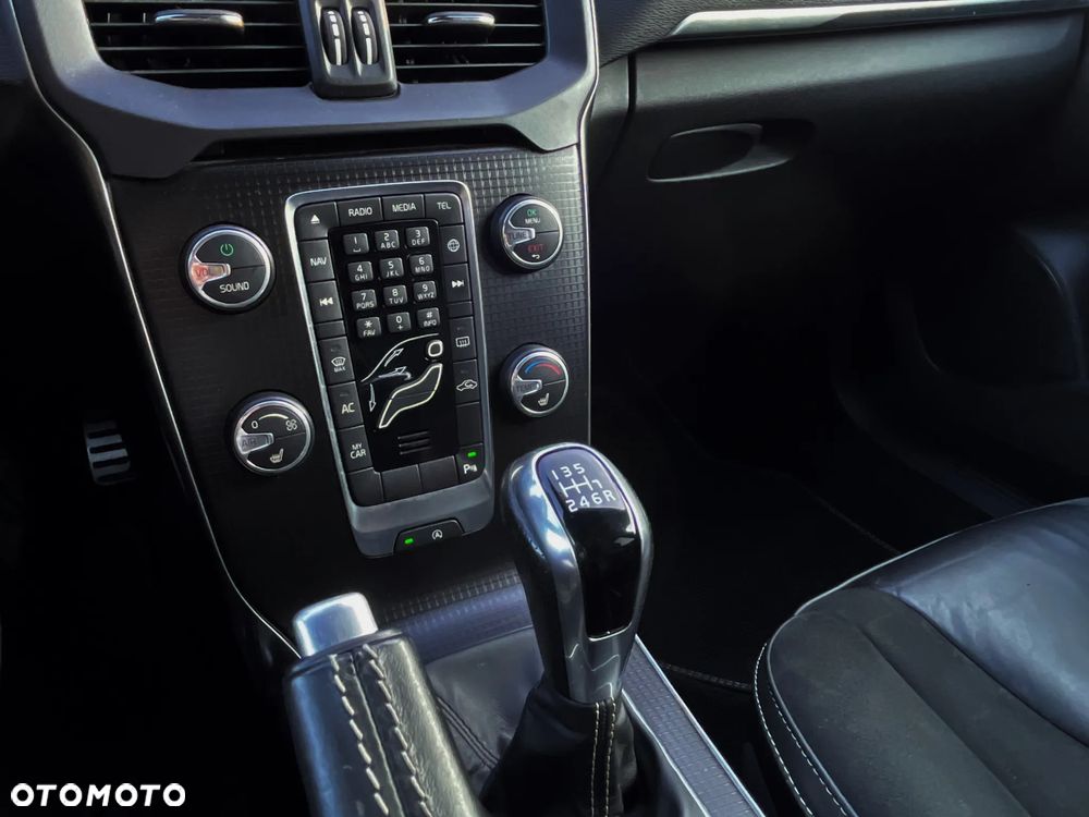 Volvo V40 D2 RDesign - 27