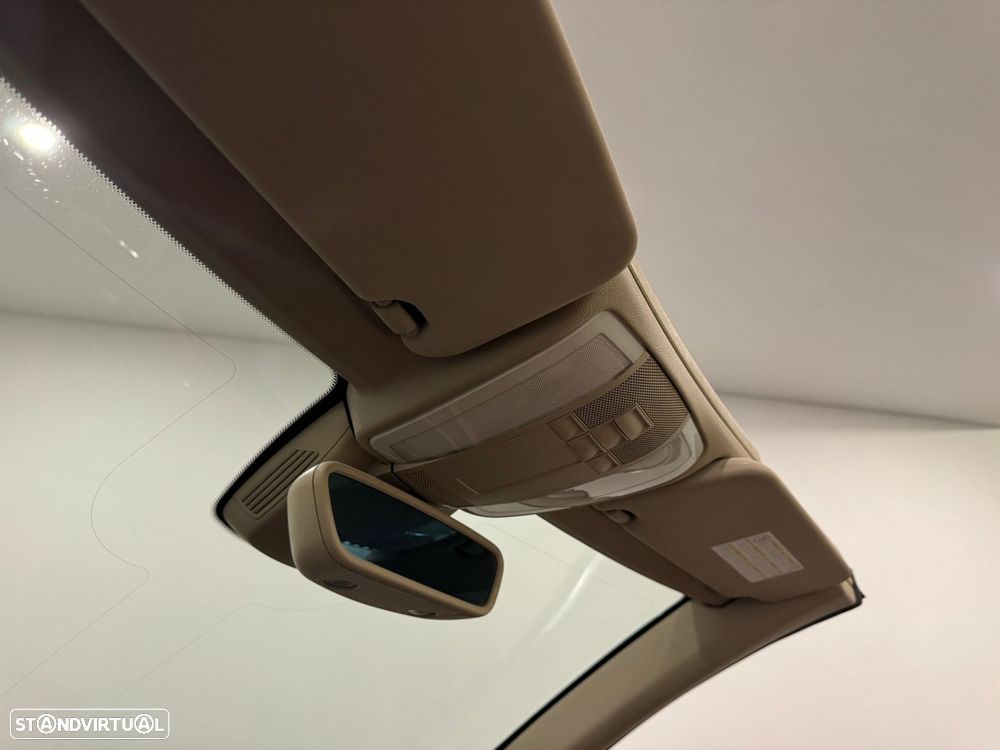 Mercedes-Benz E 220 CDi Avantgarde BlueEfficiency - 53