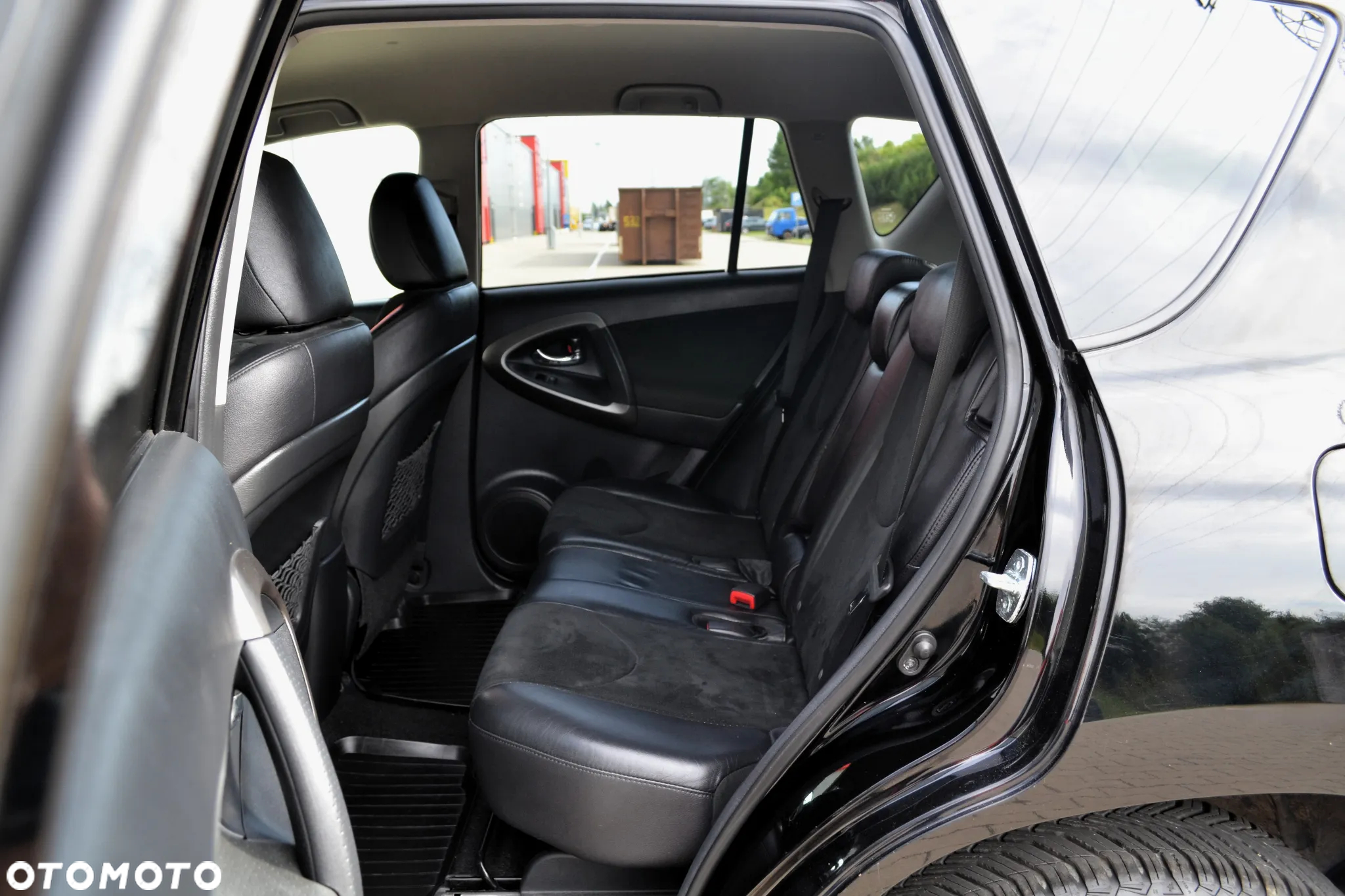 Toyota RAV4 2.0 VVT-i Premium - 7