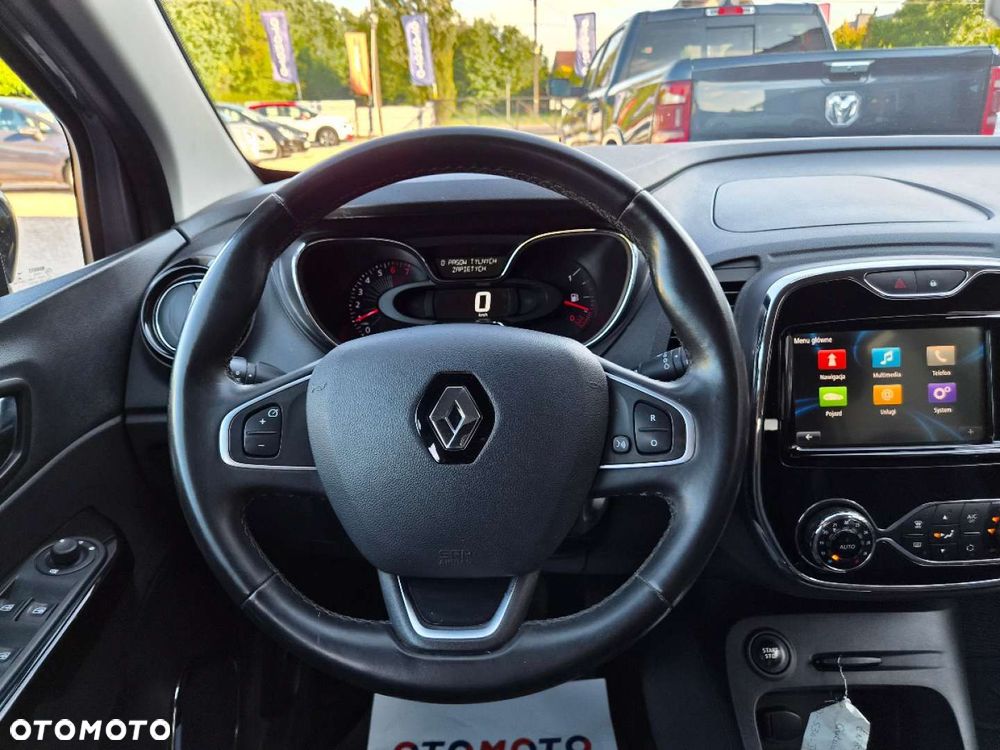 Renault Captur - 23