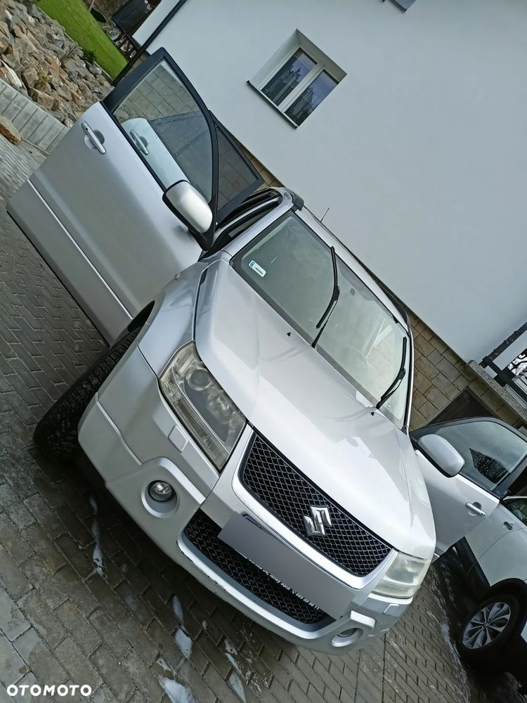Suzuki Grand Vitara 2.0 De luxe - 3