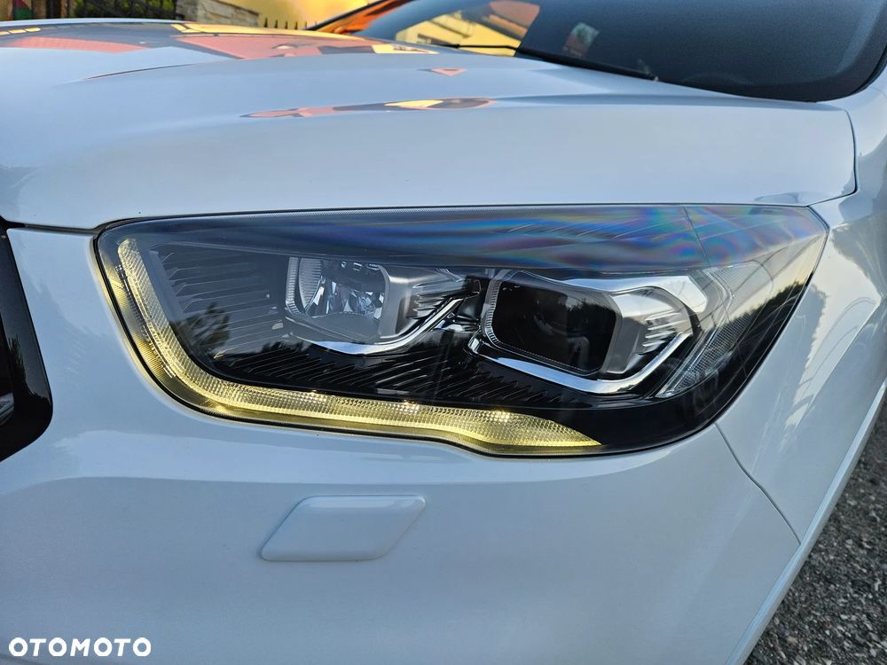 Ford Kuga - 10