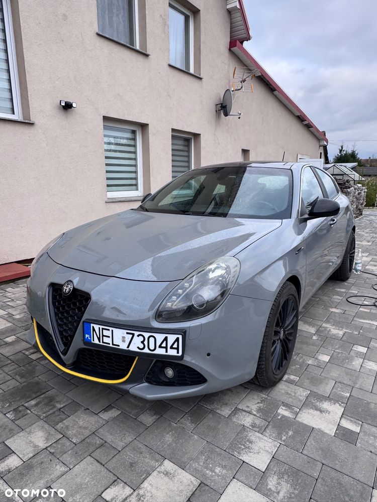 Alfa Romeo Giulietta 2010 photo 3