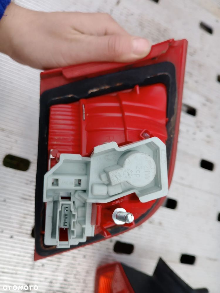 Lampa tył prawa Audi A3 Sportback ładny stan - 10