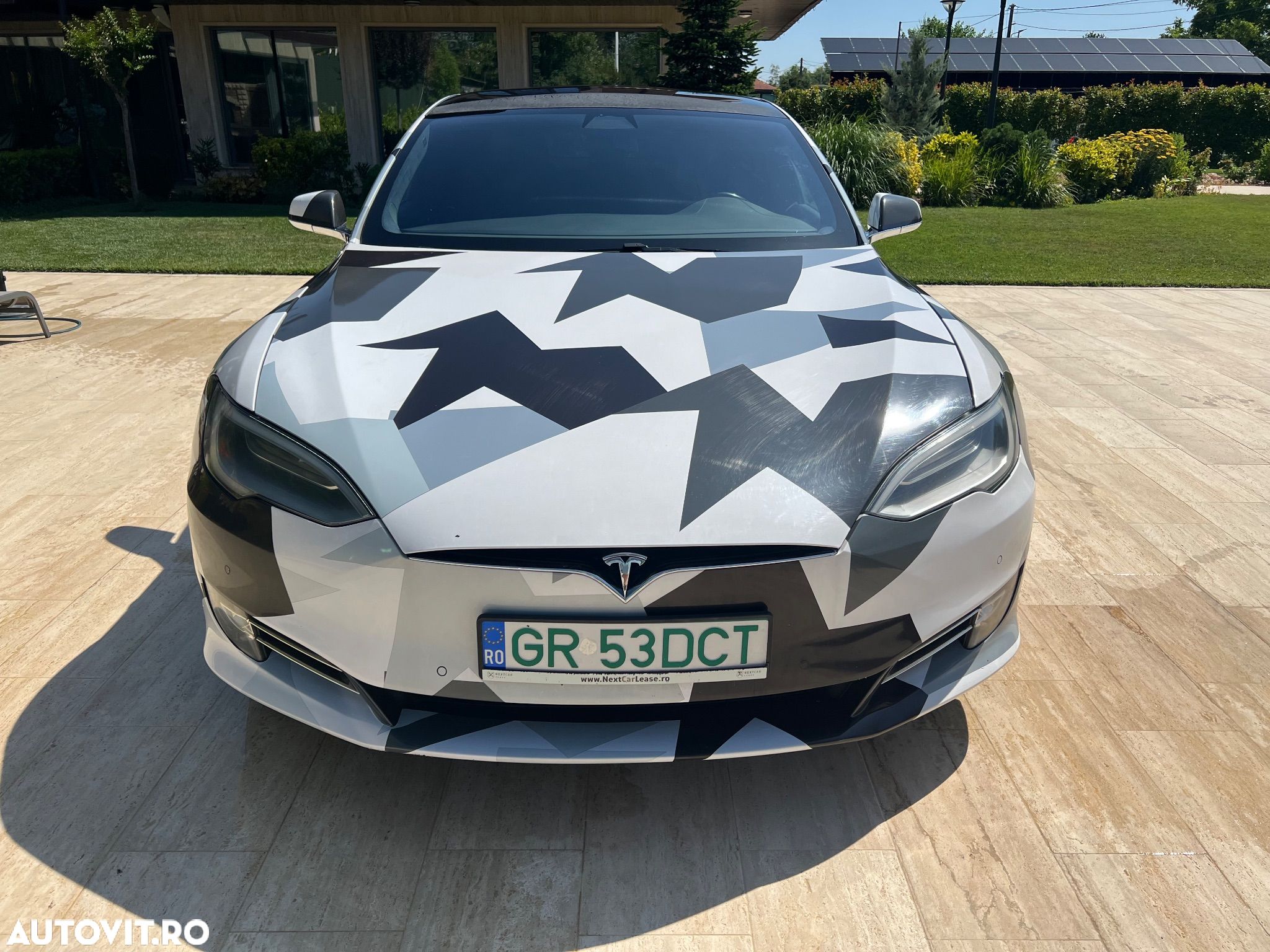 Tesla Model S Performance - 1
