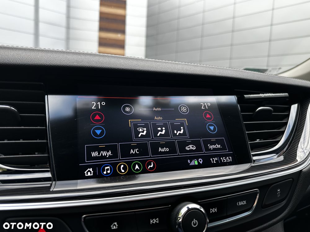 Opel Insignia 1.5 T Elite S&S - 24