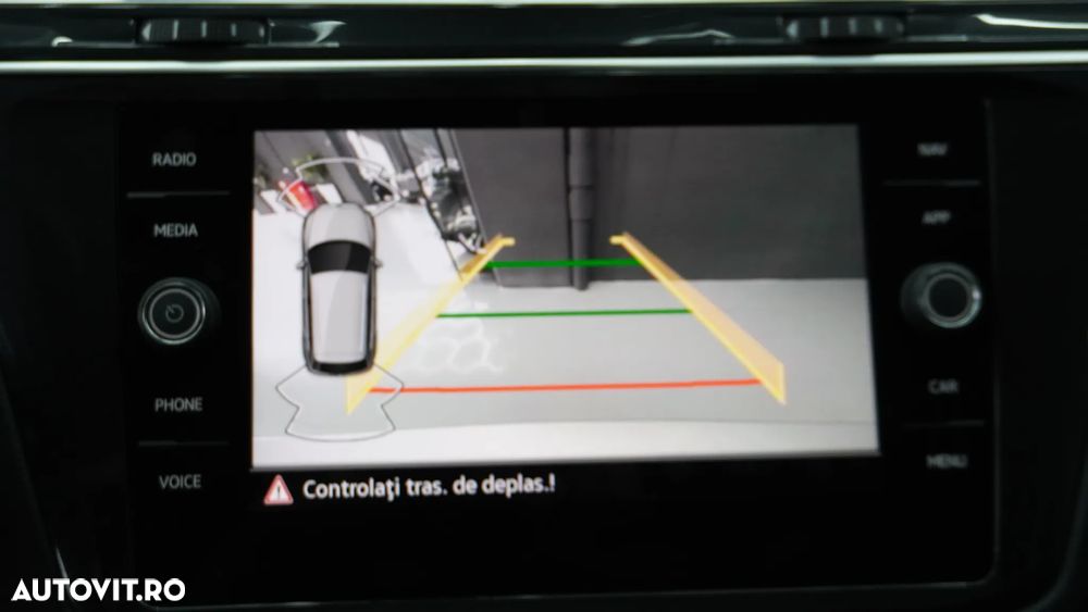 Volkswagen Tiguan 2.0 TDI 4Mot DSG Elegance - 16