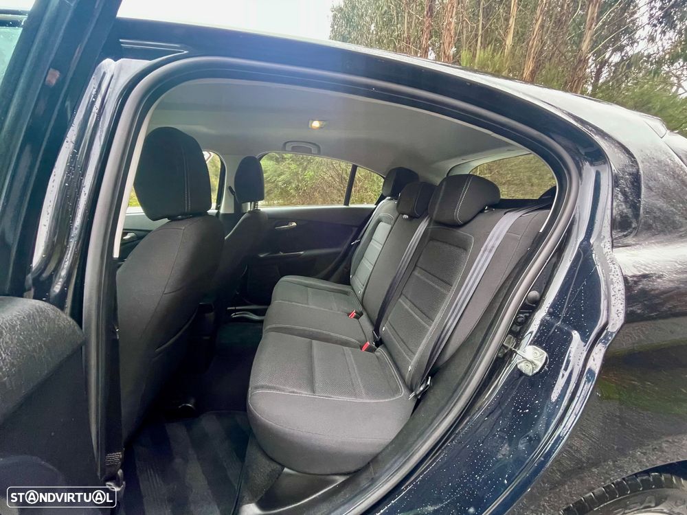 Fiat Tipo 1.3 M-Jet Lounge Tech - 16