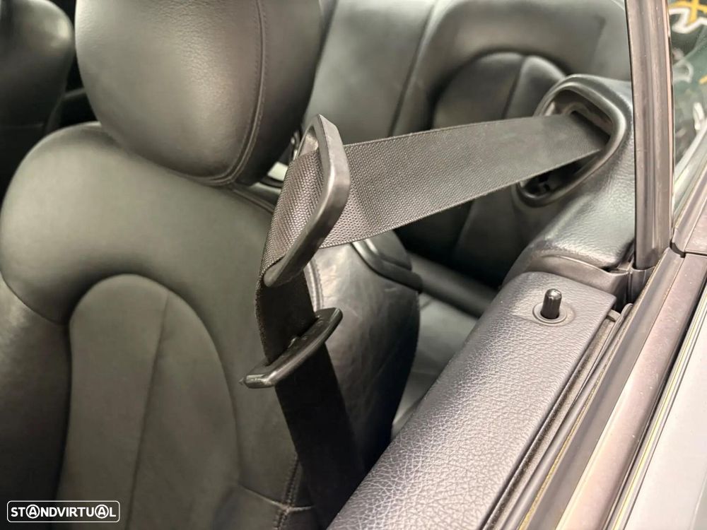 Mercedes-Benz CLK 220 CDi Avantgarde Aut. - 24